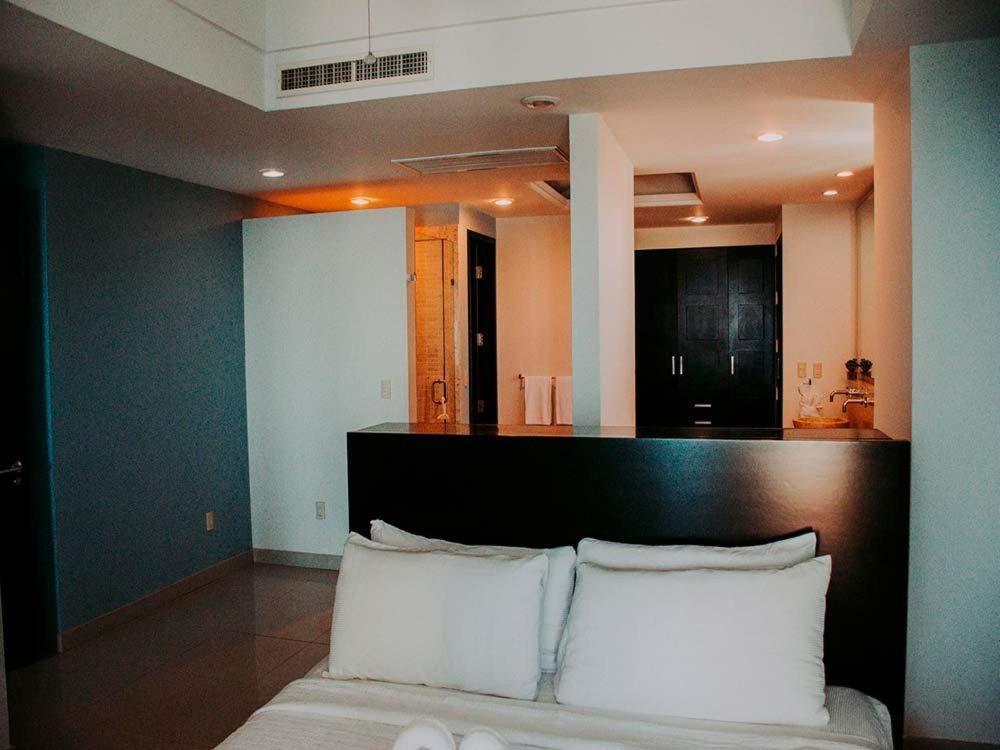 Solaria Oceanview With Pool 704 Apartment